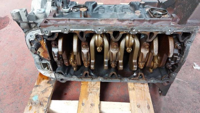 Usagé Vilebrequin Opel Insignia 1.6 Turbo 16V Ecotec Prix sur demande proposé par N Kossen Autorecycling BV
