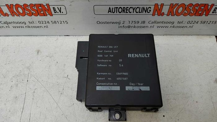 Usagé Ordinateur toit escamotable Renault Megane II CC (EM) 2.0 16V Prix sur demande proposé par N Kossen Autorecycling BV