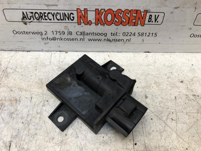 Usagé Module pompe carburant Landrover Defender Prix sur demande proposé par N Kossen Autorecycling BV