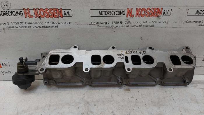 Gebrauchte Ansaugbrugge Mercedes ML I (163) 400 4.0 CDI V8 32V Preis auf Anfrage angeboten von N Kossen Autorecycling BV