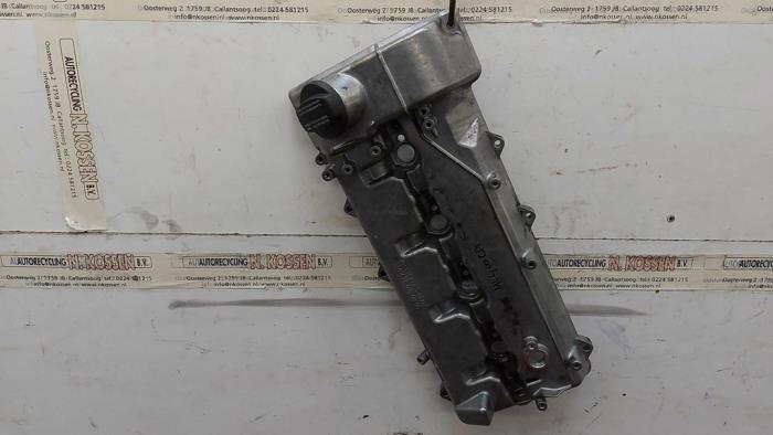 Ventildeckel Mercedes ML I (163), 1998 / 2005 400 4.0 CDI V8 32V, SUV, Diesel, 3.996cc, 184kW (250pk), 4x4, OM628963, 2001-09 / 2005-06, 163.128 (Gebraucht)