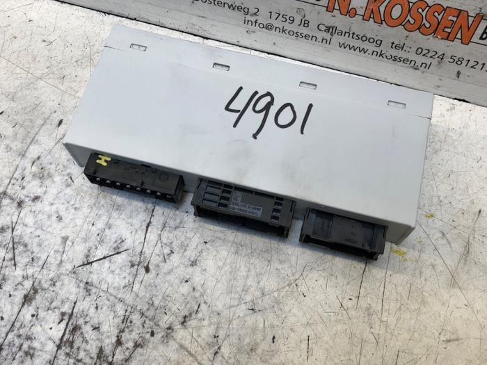 Begagnade Komfortmodul BMW 3 serie Touring (E46/3) 318i 16V Pris på förfrågan erbjuds av N Kossen Autorecycling BV