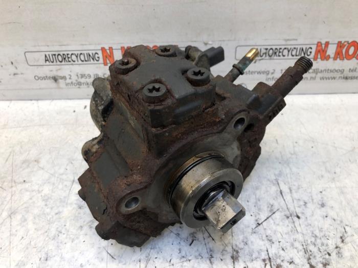 Used Diesel pump Ford Transit Price on request offered by N Kossen Autorecycling BV