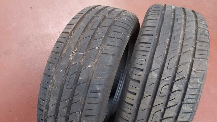 Używane Opona Cena na żądanie oferowane przez N Kossen Autorecycling BV