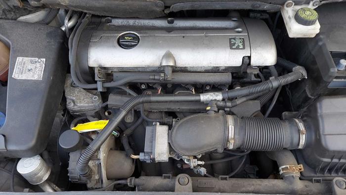 Usagé Culasse Peugeot 307 Break (3E) 2.0 16V Prix sur demande proposé par N Kossen Autorecycling BV