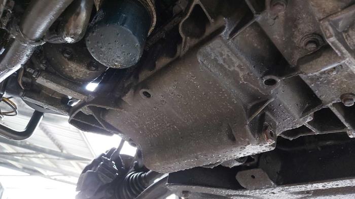 Gebrauchte Ölwanne Peugeot 307 Break (3E) 2.0 16V Preis auf Anfrage angeboten von N Kossen Autorecycling BV
