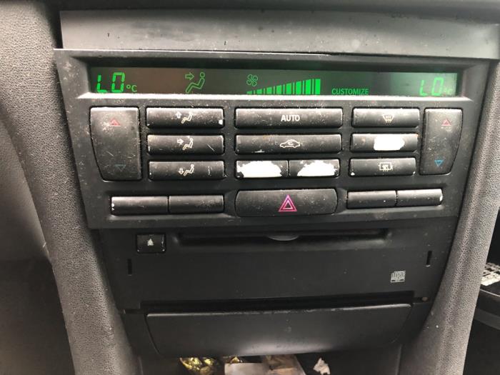 Używane Panel climatronic Saab 9-3 II Sport Sedan (YS3F) 1.8i 16V Cena na żądanie oferowane przez N Kossen Autorecycling BV