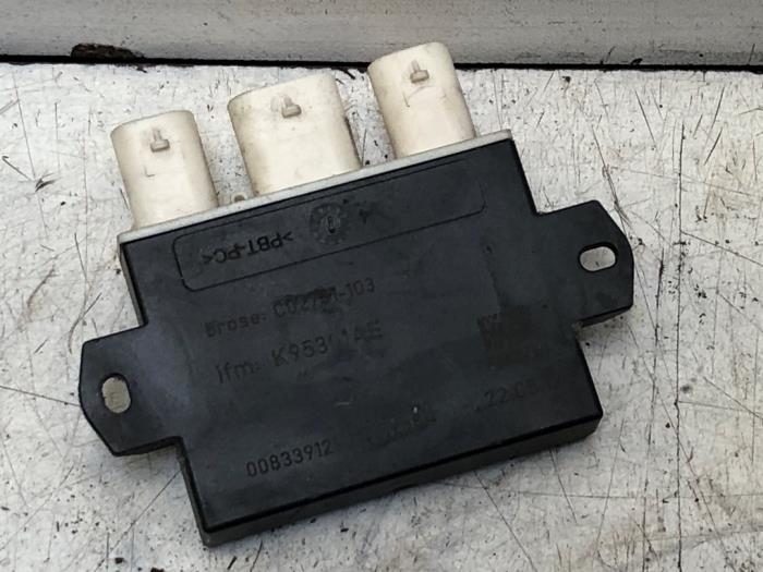 Begagnade PDC-modul Landrover Range Rover Sport (LW) 2.0 16V P400e Pris på förfrågan erbjuds av N Kossen Autorecycling BV
