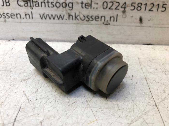 Begagnade Parkeringssensor Nissan Qashqai (J11) 1.2 DIG-T 16V Pris på förfrågan erbjuds av N Kossen Autorecycling BV