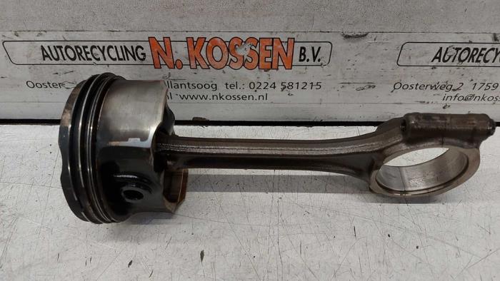 Used Piston Peugeot 208 Price on request offered by N Kossen Autorecycling BV