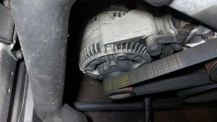 Gebrauchte Dynamo Mercedes CLK (C208) 2.0 200 16V Preis auf Anfrage angeboten von N Kossen Autorecycling BV