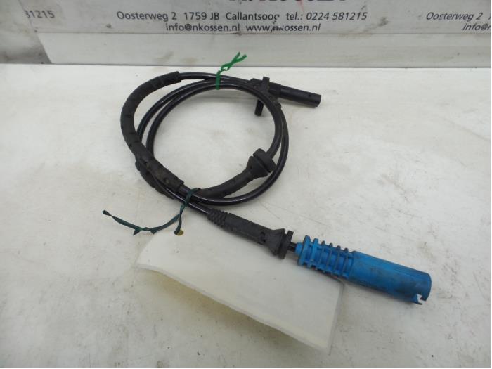 Begagnade ABS-sensor BMW 5 serie Touring (E61) 530d 24V Pris på förfrågan erbjuds av N Kossen Autorecycling BV