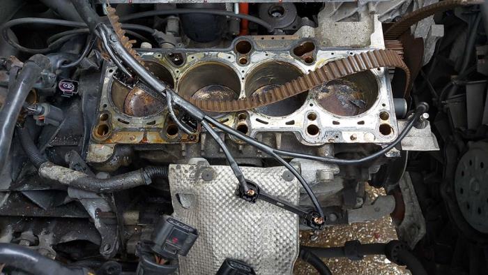 Used Engine crankcase Audi A4 Avant (B7) 2.0 20V Price on request offered by N Kossen Autorecycling BV