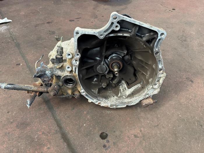 Gebrauchte Getriebe Mazda 323 P (BA15) 1.5i 16V Preis auf Anfrage angeboten von N Kossen Autorecycling BV