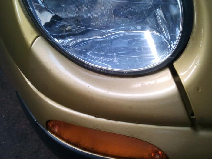 Używane Krawedz reflektora prawa Chevrolet Matiz 0.8 S,SE Cena na żądanie oferowane przez N Kossen Autorecycling BV
