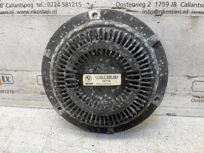 Usagé Ventilateur rigide indépendant BMW 5 serie Touring (E39) 523i 24V Prix sur demande proposé par N Kossen Autorecycling BV