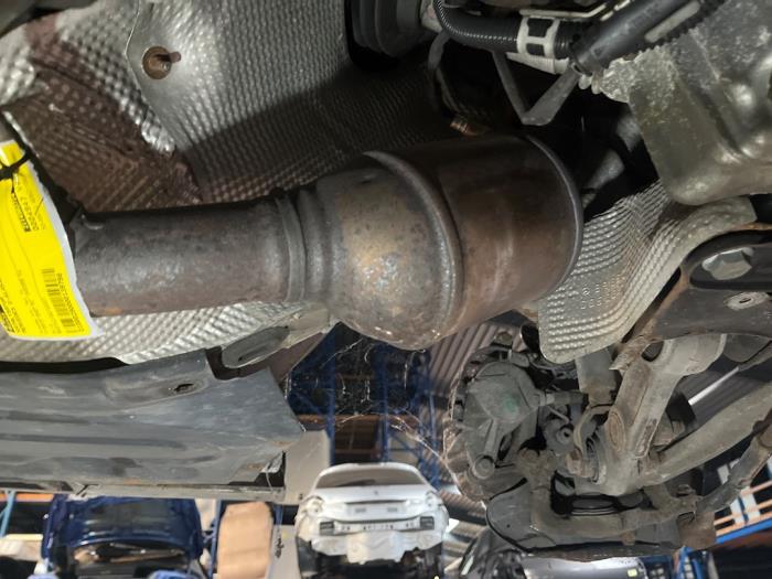 Usagé Catalyseur Mercedes E-Klasse Prix sur demande proposé par N Kossen Autorecycling BV