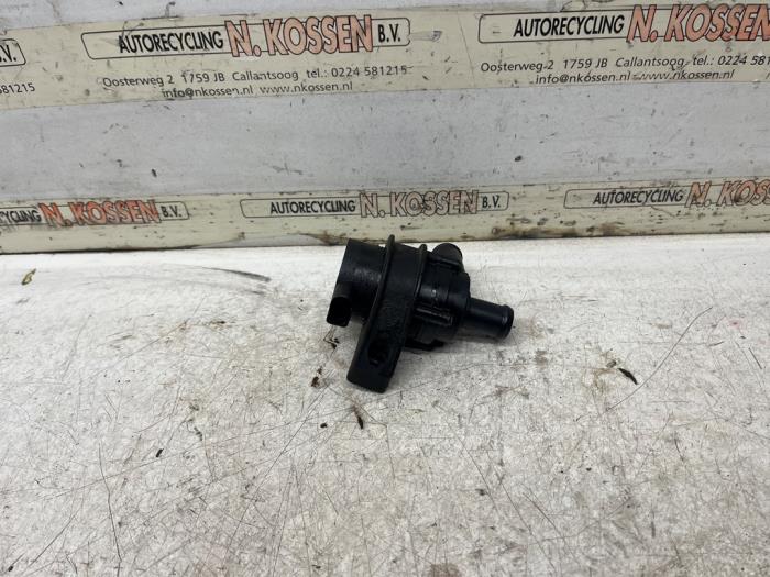 Begagnade Vattenpump Audi A3 Sportback (8PA) 1.4 TFSI 16V Pris på förfrågan erbjuds av N Kossen Autorecycling BV