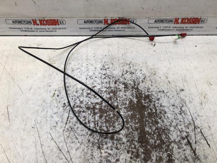 Używane Antena Bluetooth Iveco New Daily VI Cena na żądanie oferowane przez N Kossen Autorecycling BV