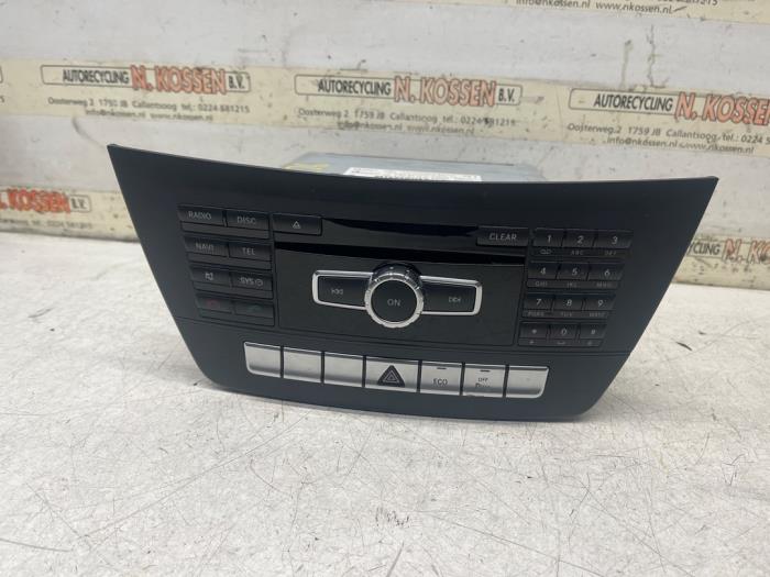 Usagé Système navigation Mercedes C Estate (S204) 1.8 C-200 CGI 16V Prix sur demande proposé par N Kossen Autorecycling BV
