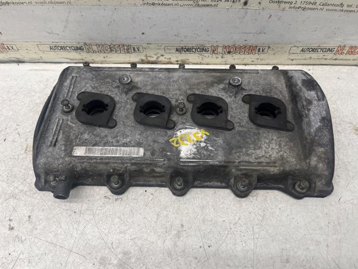 Gebrauchte Ventildeckel Volkswagen Touareg (7LA/7L6) 4.2 V8 40V Preis auf Anfrage angeboten von N Kossen Autorecycling BV