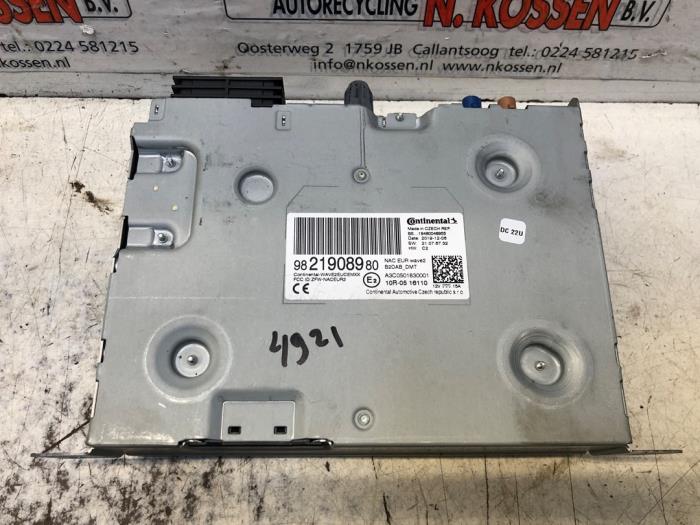 Używane System nawigacji Opel Grandland (X) 1.2 Turbo 12V Cena na żądanie oferowane przez N Kossen Autorecycling BV