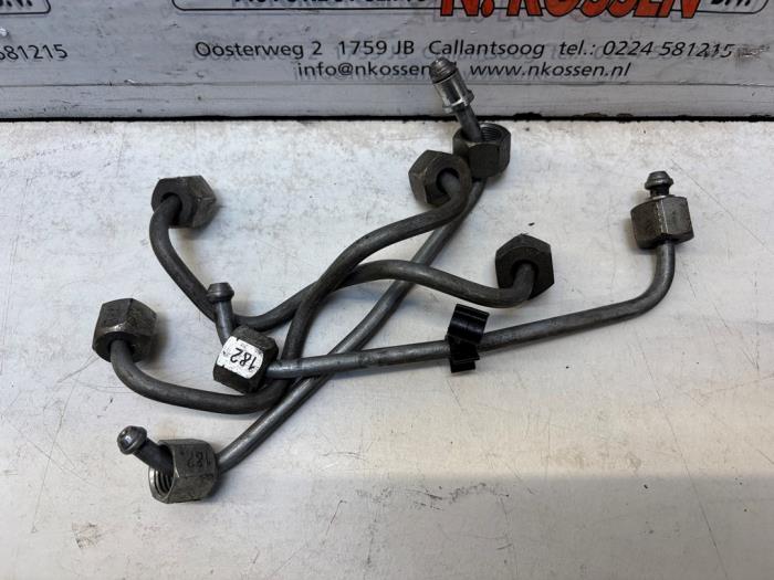 Gebrauchte Dieselleitung Set Chrysler Voyager Preis auf Anfrage angeboten von N Kossen Autorecycling BV