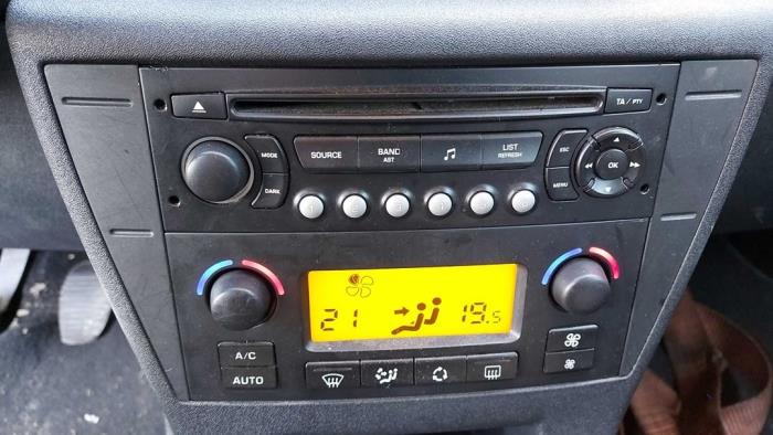 Begagnade Klimatpanel Citroen C4 Berline (LC) 1.6 16V Pris på förfrågan erbjuds av N Kossen Autorecycling BV