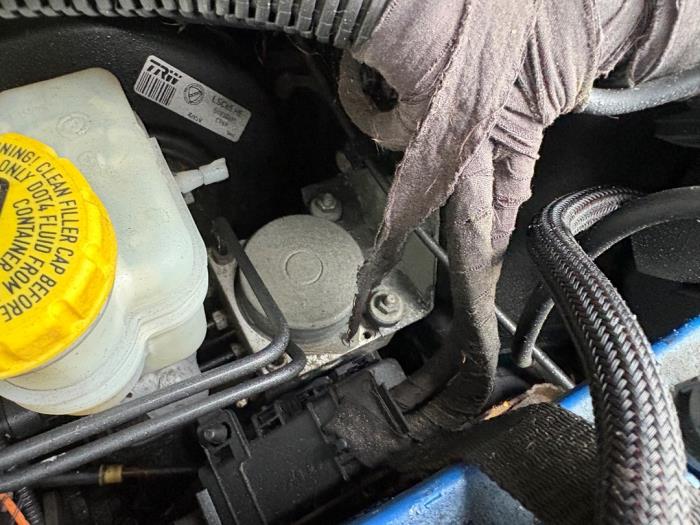 Usagé Bloc ABS Ford Ka II 1.2 Prix sur demande proposé par N Kossen Autorecycling BV