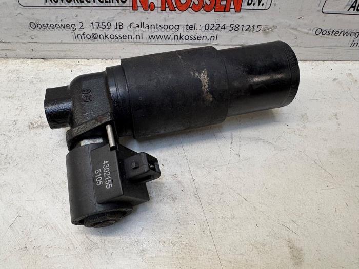 Gebrauchte Öldrucksensor BMW 6 serie (E63) M6 V10 40V Preis auf Anfrage angeboten von N Kossen Autorecycling BV