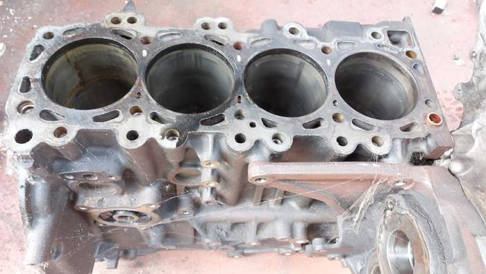Used Engine crankcase Nissan Navara Price on request offered by N Kossen Autorecycling BV