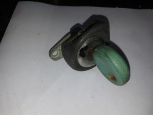 Used Rear lock cylinder Renault Twingo (C06) 1.2 SPi Phase I Price on request offered by N Kossen Autorecycling BV