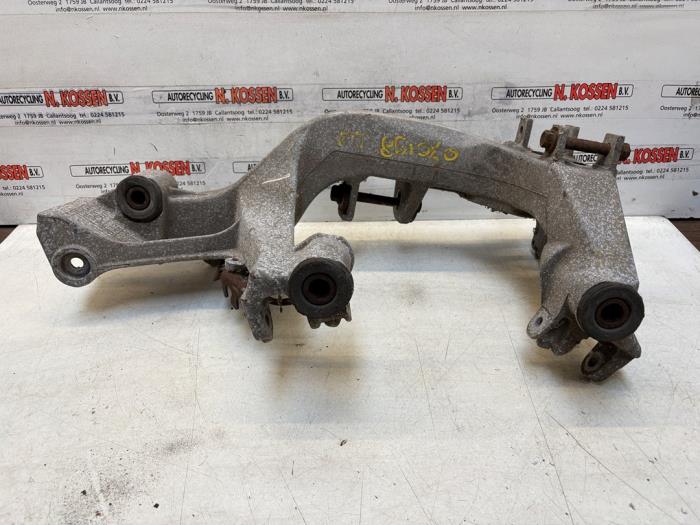 Usados Subchasis Porsche 911 (996) 3.4 Carrera 24V Precio de solicitud ofrecido por N Kossen Autorecycling BV