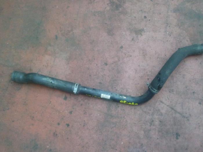 Gebrauchte Wasserrohr Porsche 911 (996) 3.4 Carrera 24V Preis auf Anfrage angeboten von N Kossen Autorecycling BV