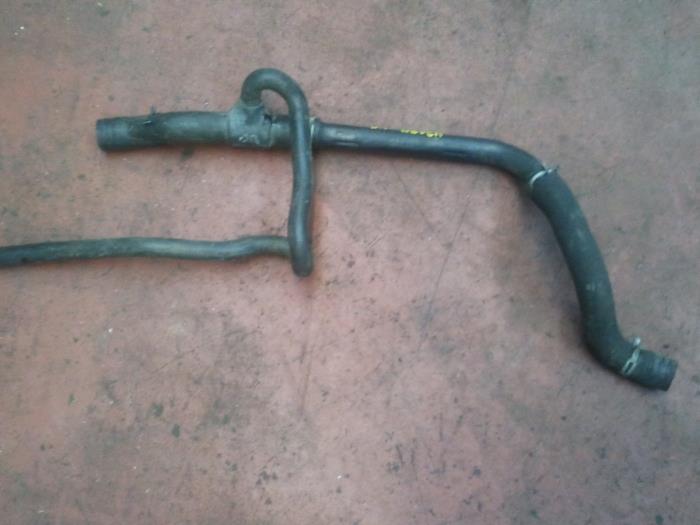 Gebrauchte Wasserrohr Porsche 911 (996) 3.4 Carrera 24V Preis auf Anfrage angeboten von N Kossen Autorecycling BV