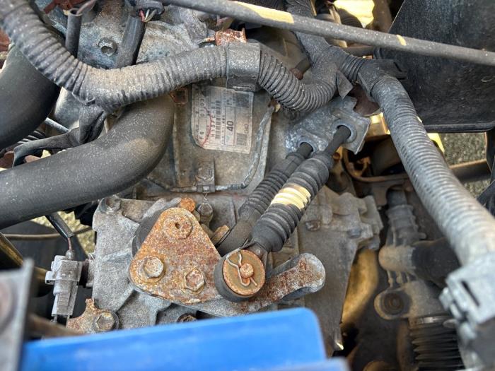 Gebrauchte Getriebe Toyota Yaris (P1) 1.0 16V VVT-i Preis auf Anfrage angeboten von N Kossen Autorecycling BV