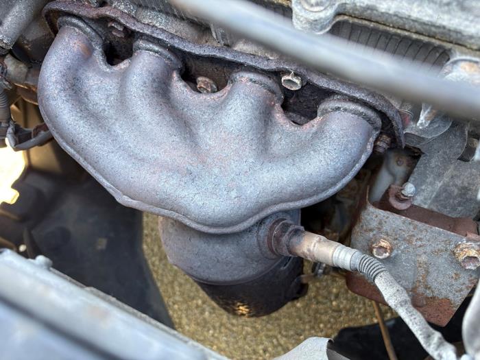 Gebrauchte Katalysator Toyota Yaris (P1) 1.0 16V VVT-i Preis auf Anfrage angeboten von N Kossen Autorecycling BV