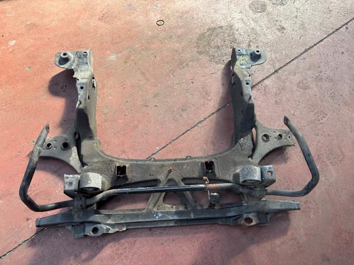 Used Subframe Mercedes B (W245) 2.0 B-200 16V Turbo Price on request offered by N Kossen Autorecycling BV