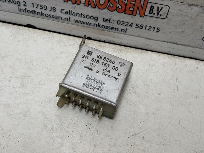 Begagnade Relä Porsche 911 3.2 Carrera Pris på förfrågan erbjuds av N Kossen Autorecycling BV