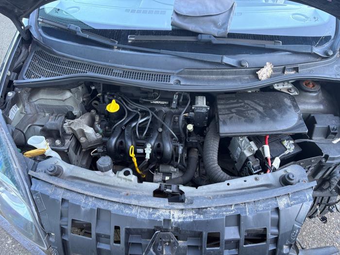 Engine from a Renault Twingo II (CN) 1.2 2008