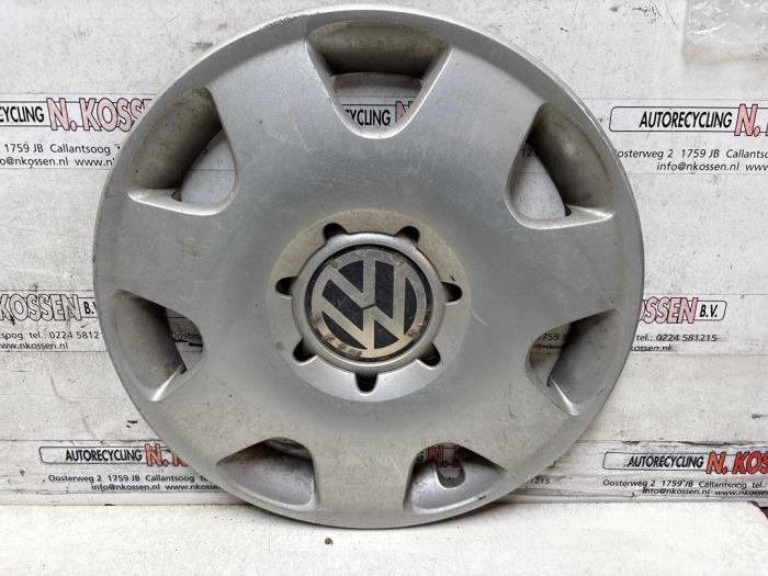 Używane Kolpak Volkswagen Fox (5Z) 1.4 16V Cena na żądanie oferowane przez N Kossen Autorecycling BV