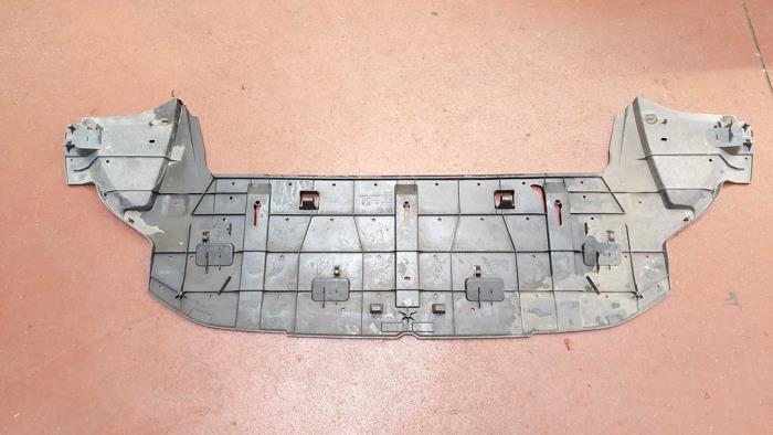 Usados Parachoque placa base Peugeot 308 SW (4E/H) 1.6 VTI 16V Precio de solicitud ofrecido por N Kossen Autorecycling BV