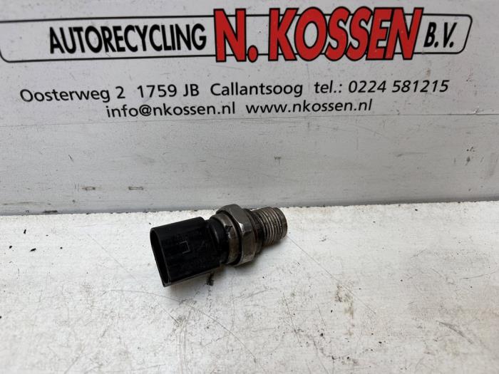 Begagnade Bränsletryckssensor Peugeot Boxer (U9) 2.2 Blue HDi 140 Pris på förfrågan erbjuds av N Kossen Autorecycling BV