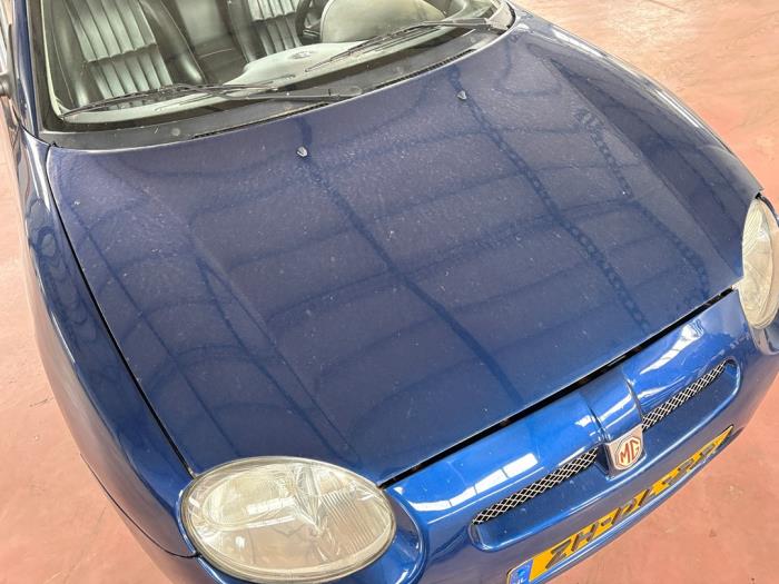 Usados Capó MG MGF 1.8i 16V Precio de solicitud ofrecido por N Kossen Autorecycling BV