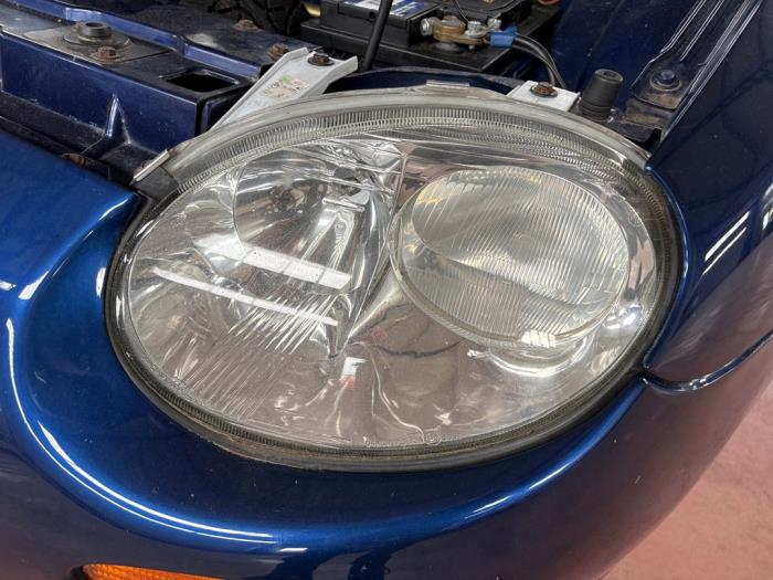 Używane Reflektor lewy MG MGF 1.8i 16V Cena na żądanie oferowane przez N Kossen Autorecycling BV