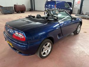Abdeckblech Motor van een MG MGF 1.8i 16V 1999