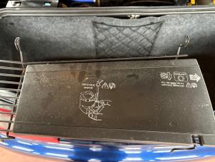 Abdeckblech Motor van een MG MGF 1.8i 16V 1999