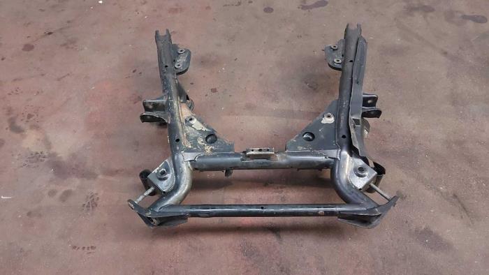 Gebrauchte Unterrahmen BMW X5 (E53) 3.0d 24V Preis auf Anfrage angeboten von N Kossen Autorecycling BV