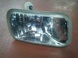 Used Fog light, front left Dodge Ram 3500 Standard Cab (DR/DH/D1/DC/DM) 5.7 V8 Hemi 1500 4x2 Price on request offered by N Kossen Autorecycling BV