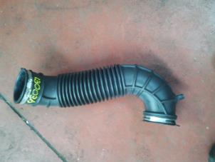 Gebrauchte Ansaugschlauch Luft Dodge Ram 3500 Standard Cab (DR/DH/D1/DC/DM) 5.7 V8 Hemi 1500 4x2 Preis auf Anfrage angeboten von N Kossen Autorecycling BV